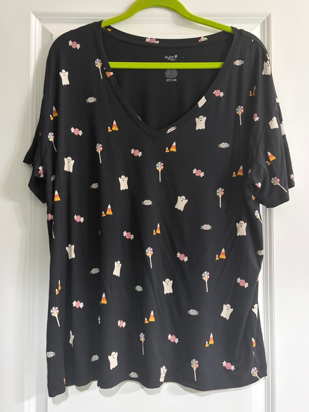 Kyte Baby Women’s Halloween V-Neck 👻 Large - NWOT